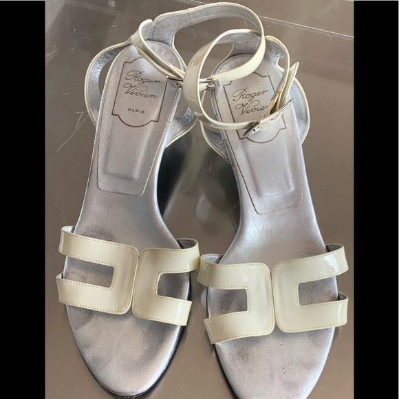 Roger Vivier Paris Sandals - Picture 1 of 8